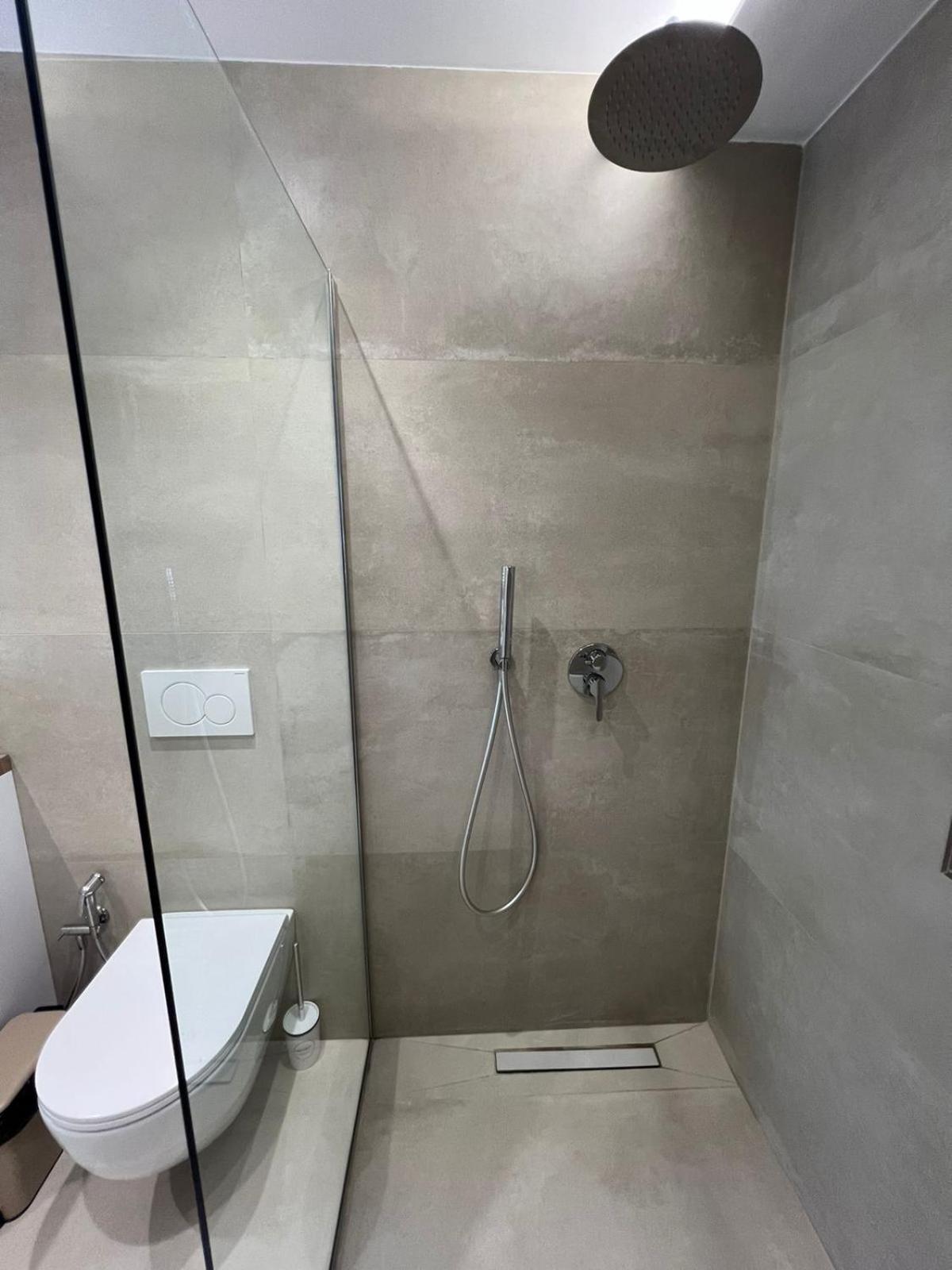 Anna'S Blloku Apartment Tirana Zewnętrze zdjęcie