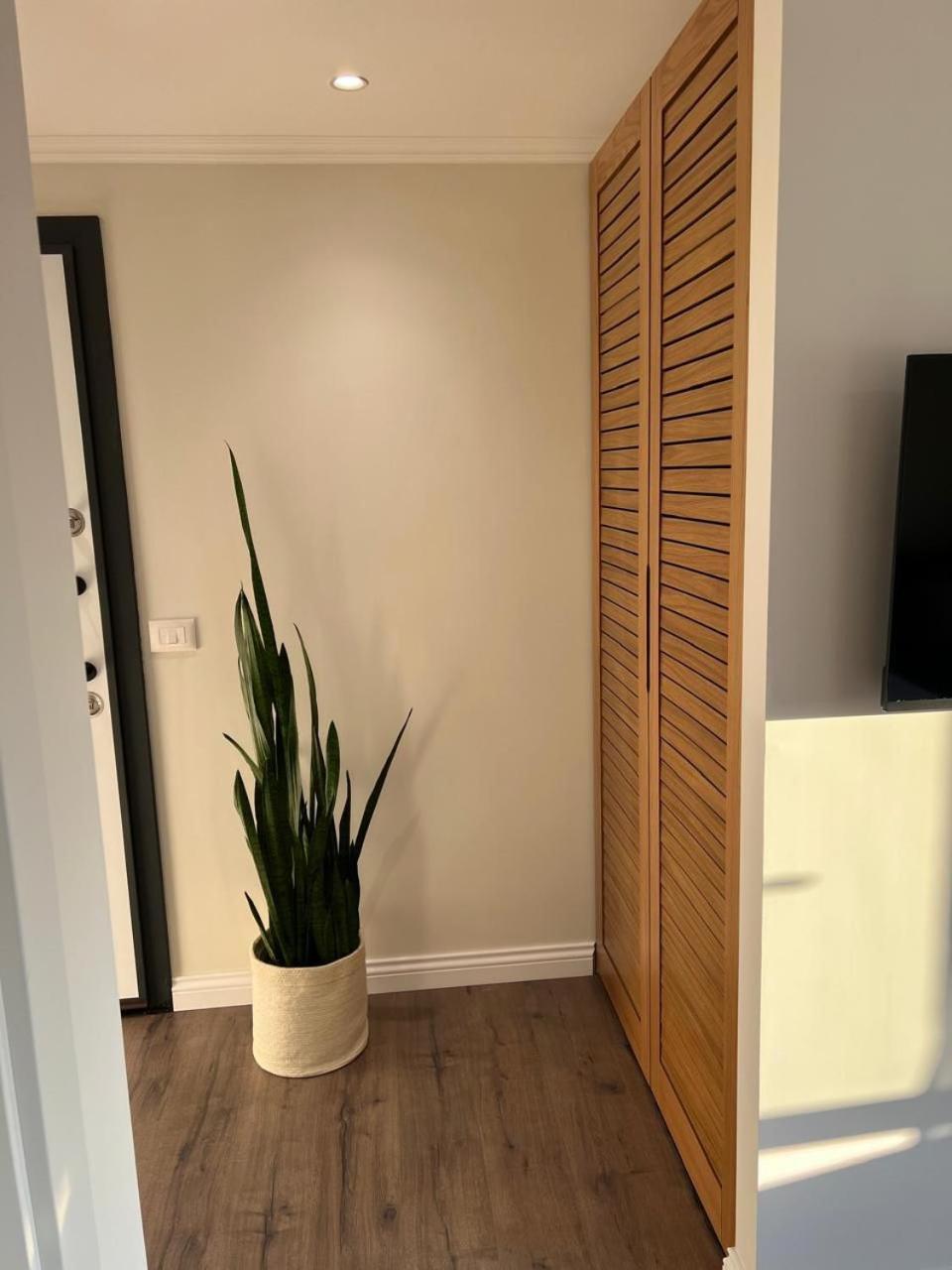 Anna'S Blloku Apartment Tirana Zewnętrze zdjęcie