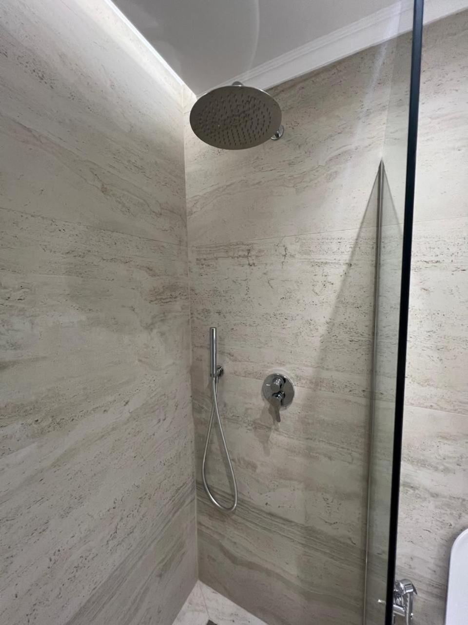 Anna'S Blloku Apartment Tirana Zewnętrze zdjęcie